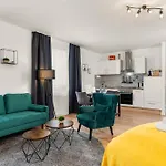 Guermache Apartments- Design Apartments, Zentrum, Outlet, Balkon, Kueche * Вольфсбург