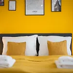 Guermache Apartments- Design Apartments, Zentrum, Outlet, Balkon, Kueche Вольфсбург