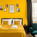 Guermache Apartments- Design Apartments, Zentrum, Outlet, Balkon, Kueche Апартаменты