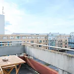 Апартаменты Guermache Apartments- Design Apartments, Zentrum, Outlet, Balkon, Kueche