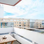 Guermache Apartments- Design Apartments, Zentrum, Outlet, Balkon, Kueche Апартаменты Вольфсбург