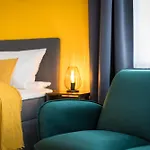 Guermache Apartments- Design Apartments, Zentrum, Outlet, Balkon, Kueche