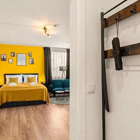 Guermache Apartments- Design Apartments, Zentrum, Outlet, Balkon, Kueche