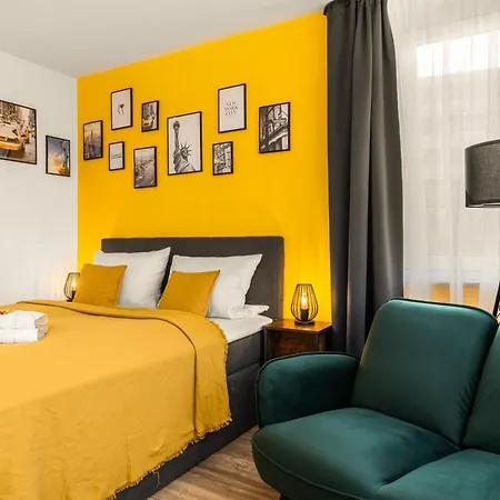 Apartmán Guermache Apartments- Design Apartments, Zentrum, Outlet, Balkon, Kueche