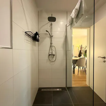 Guermache Apartments- Design Apartments, Zentrum, Outlet, Balkon, Kueche Apartmán