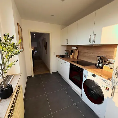 Apartmán Guermache Apartments- Design Apartments, Zentrum, Outlet, Balkon, Kueche