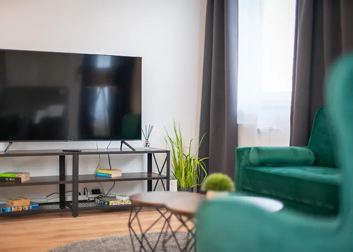 Guermache Apartments- Design Apartments, Zentrum, Outlet, Balkon, Kueche