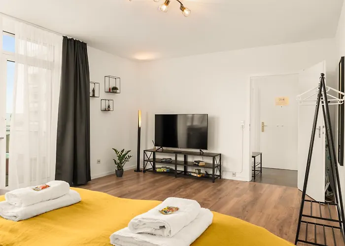 Guermache Apartments- Design Apartments, Zentrum, Outlet, Balkon, Kueche Apartament *
