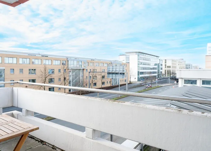 Apartament Guermache Apartments- Design Apartments, Zentrum, Outlet, Balkon, Kueche