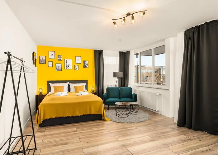 Guermache Apartments- Design Apartments, Zentrum, Outlet, Balkon, Kueche *